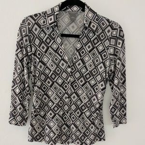 Ann Taylor Geometric ¾ Length Sleeve Blouse